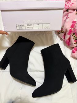 BRAND NEW HEELS WOMEN SIZE 7