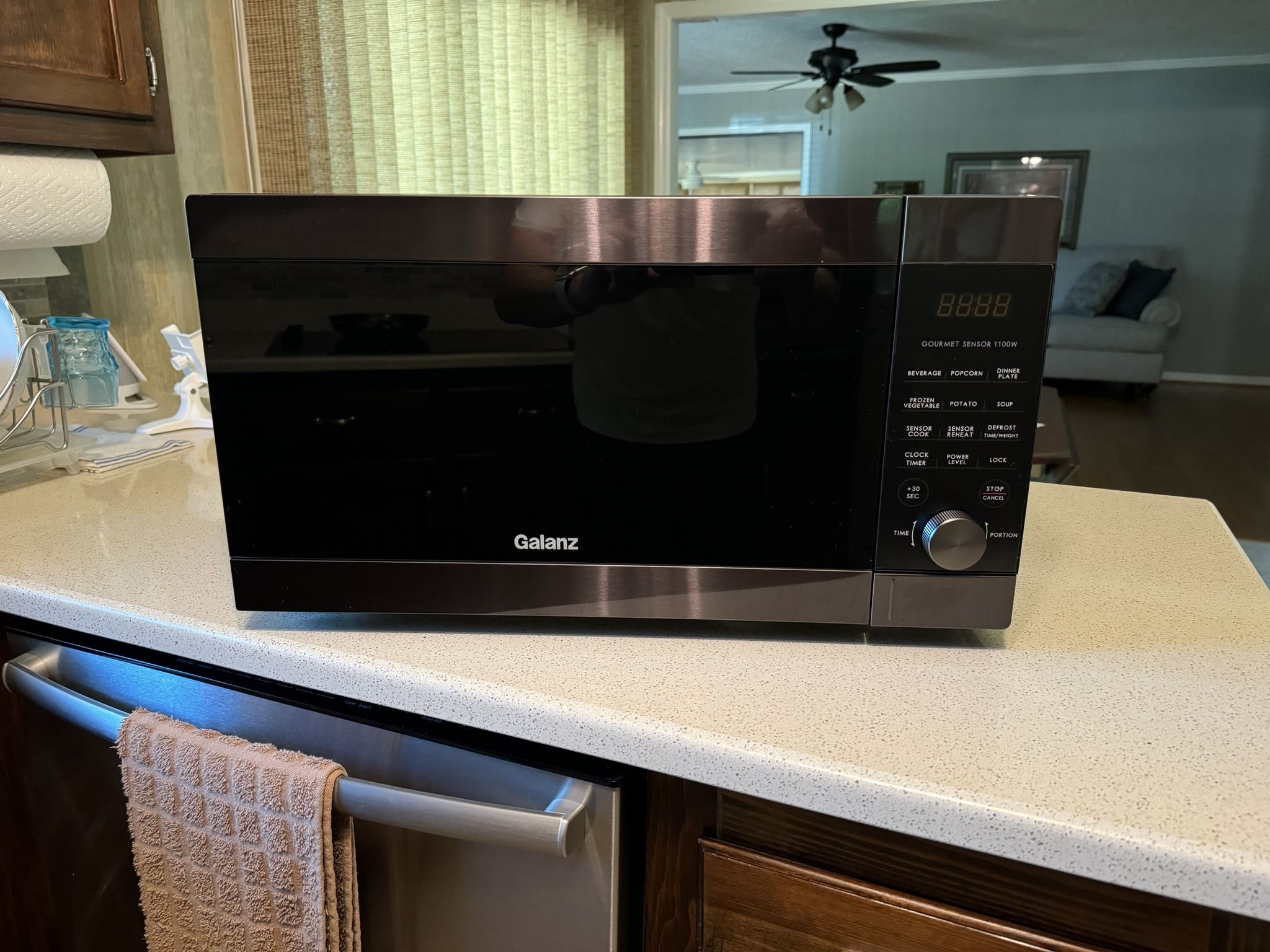 Galanz Microwave Oven