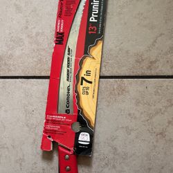 A Razor Tooth saw