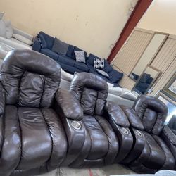 Recliner Sectionals 