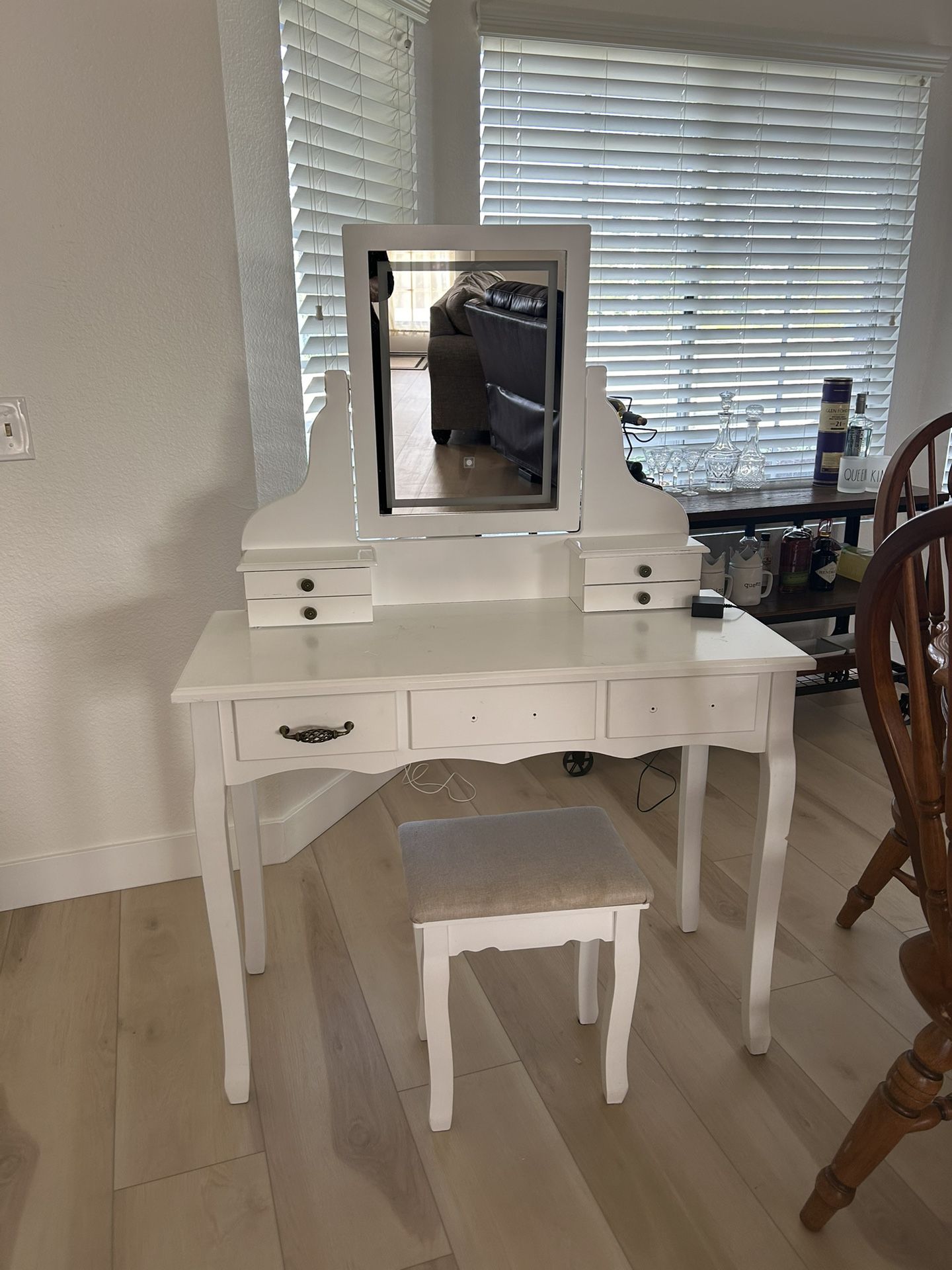 Vanity With Chair