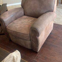 2 Leather Recliner Chairs 