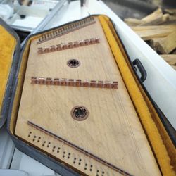 Dusty Strings Prelude Dulcimer