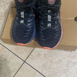 ASICS Women’s Gel Kay’s o Lite Size 8/5