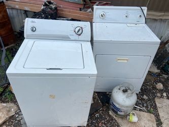 Washer and gas dryer