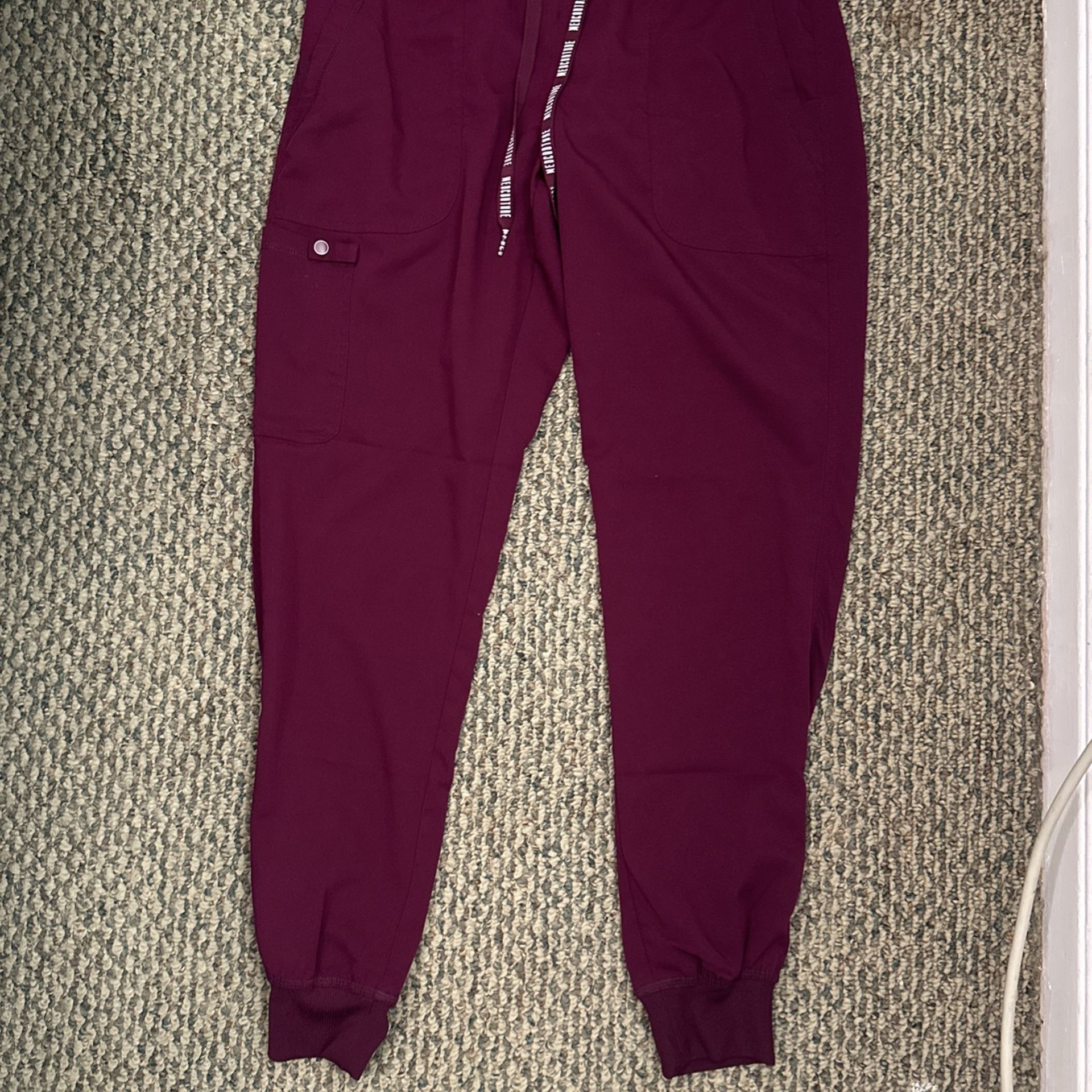 4 Scrub Pants