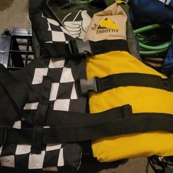 Throttle Life Jacket