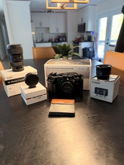 Blackmagjc Pocket Cinema 4K W/ 2 Lenses And Accessories