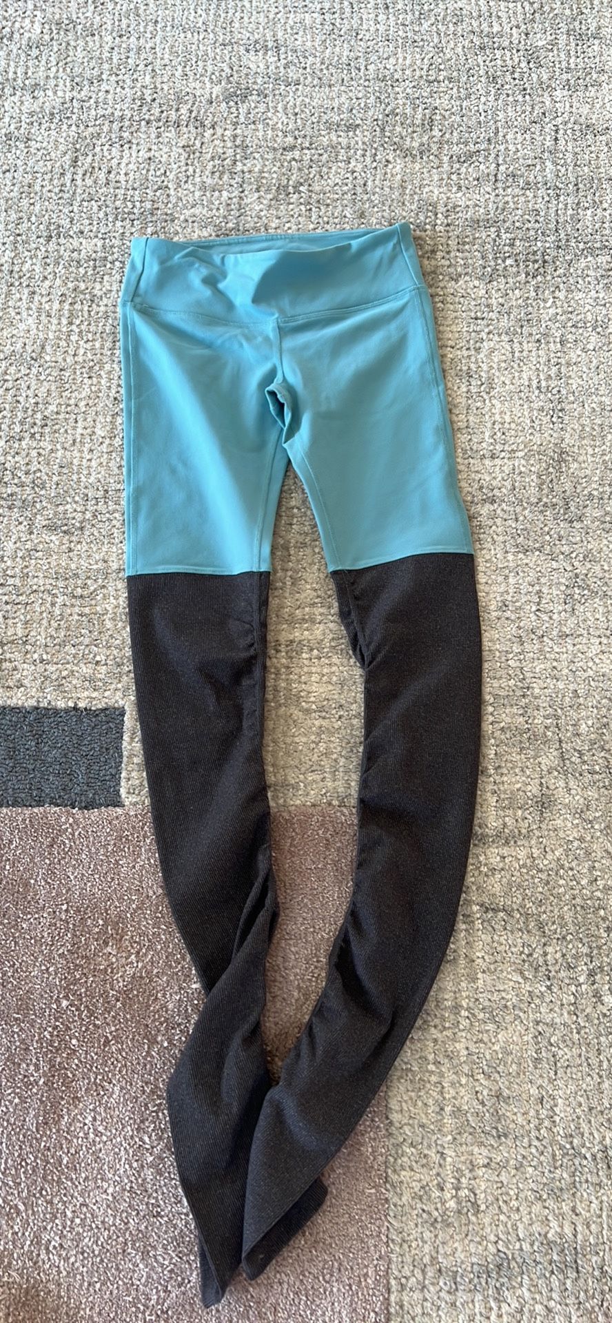 Alo Leggings Small