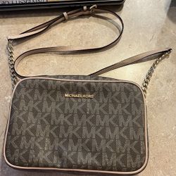 Michael Kors jet set Large Crossbody