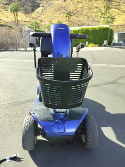 Electric scooter