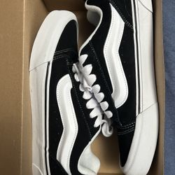 Vans Knu Skool Shoes (Size 10.5)