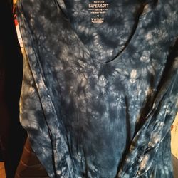 Women's Tie Die Hoodie