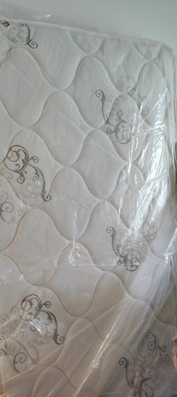 2 Mattress & new Bicycle 🚲 For Sale All 4 PCs $35.00
