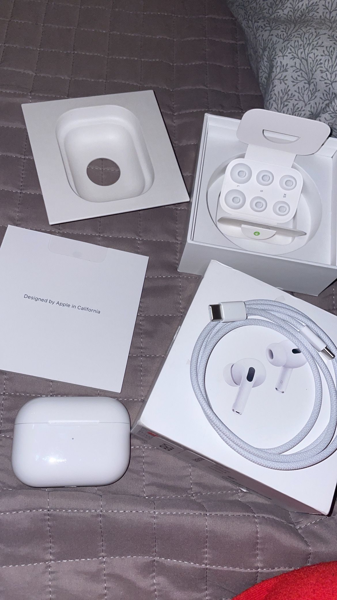 AirPods Pro 2nd Generation (Excellent)