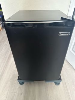Magic Chef Mini Fridge Black Compact Refrigerator with Rolling Base Stand