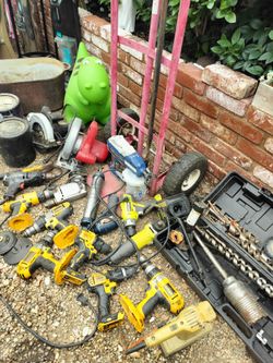 YARD SALE