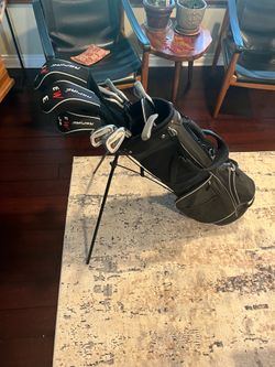 M3 Aspire bag & right handed clubs