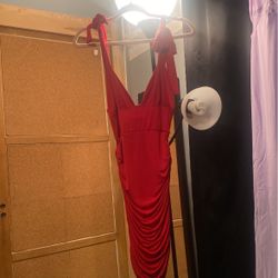 RUCHED RED DRESS