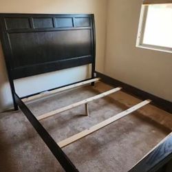 4 pc Black Bedroom Set