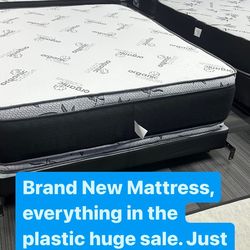 Huge sale for Mattress And Box Twin size #mattress and box 150.$ full 190$ Queen 200$ king 290$. free delivery free set up 708….289…7715… cash or Zell