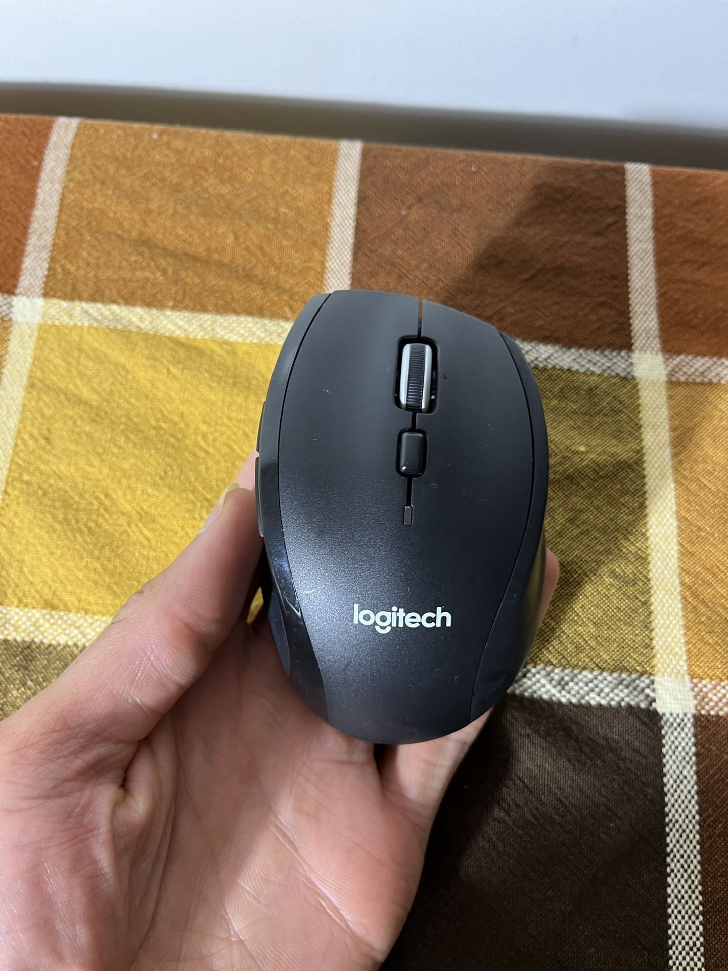 Logitech M705 (Wireless Mouse)