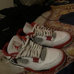 Jordan 4s