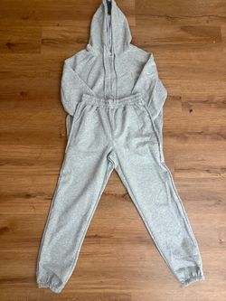 Gray ALO Set Zip up(SIZE MEDIUM)