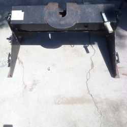 5th Wheel Hitch Reciver HD