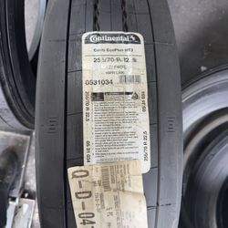 255/70R22.5 Continental