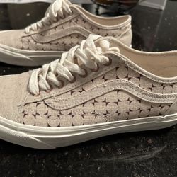 Women Vans - New Wore Once 