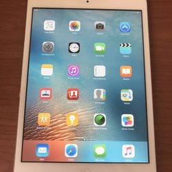 Apple iPad Mini 32GB WiFi Tablet 7.9”