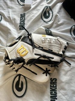 softball glove