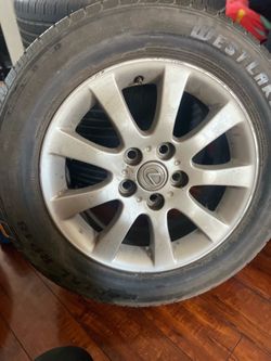 Lexus Alloy Wheel with Westlake Tire