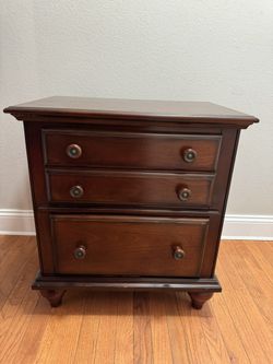 Nightstand Dresser