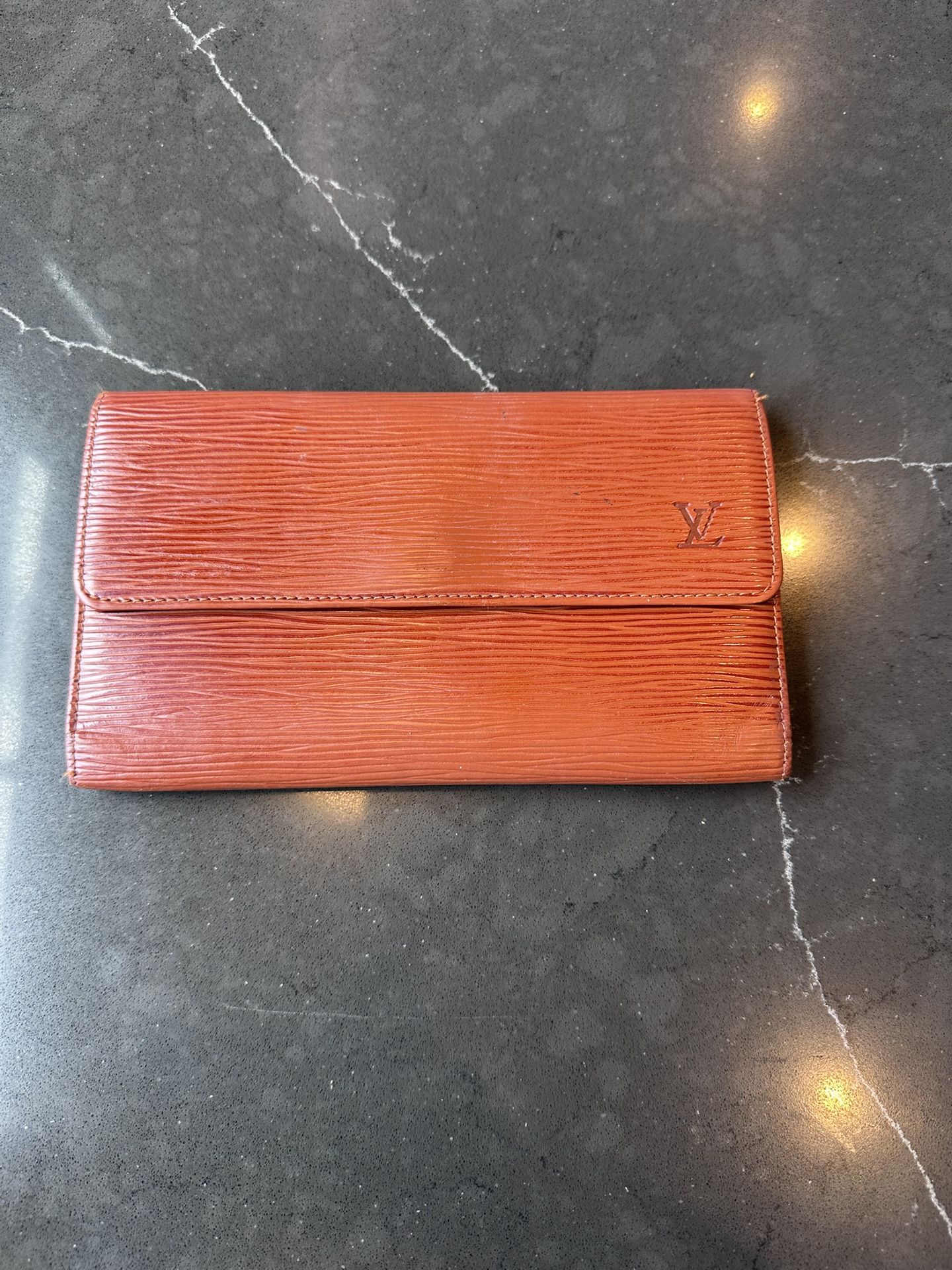 LV Long Wallet