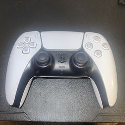 PS5 CONTROLLER For Salee 40$ 