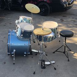 Complete Drum Set