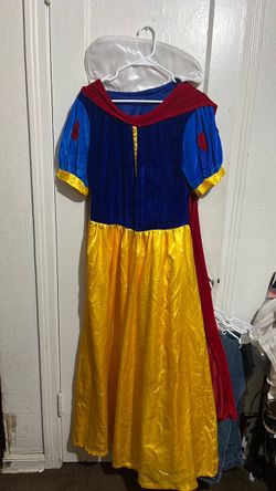 Snowy white costume