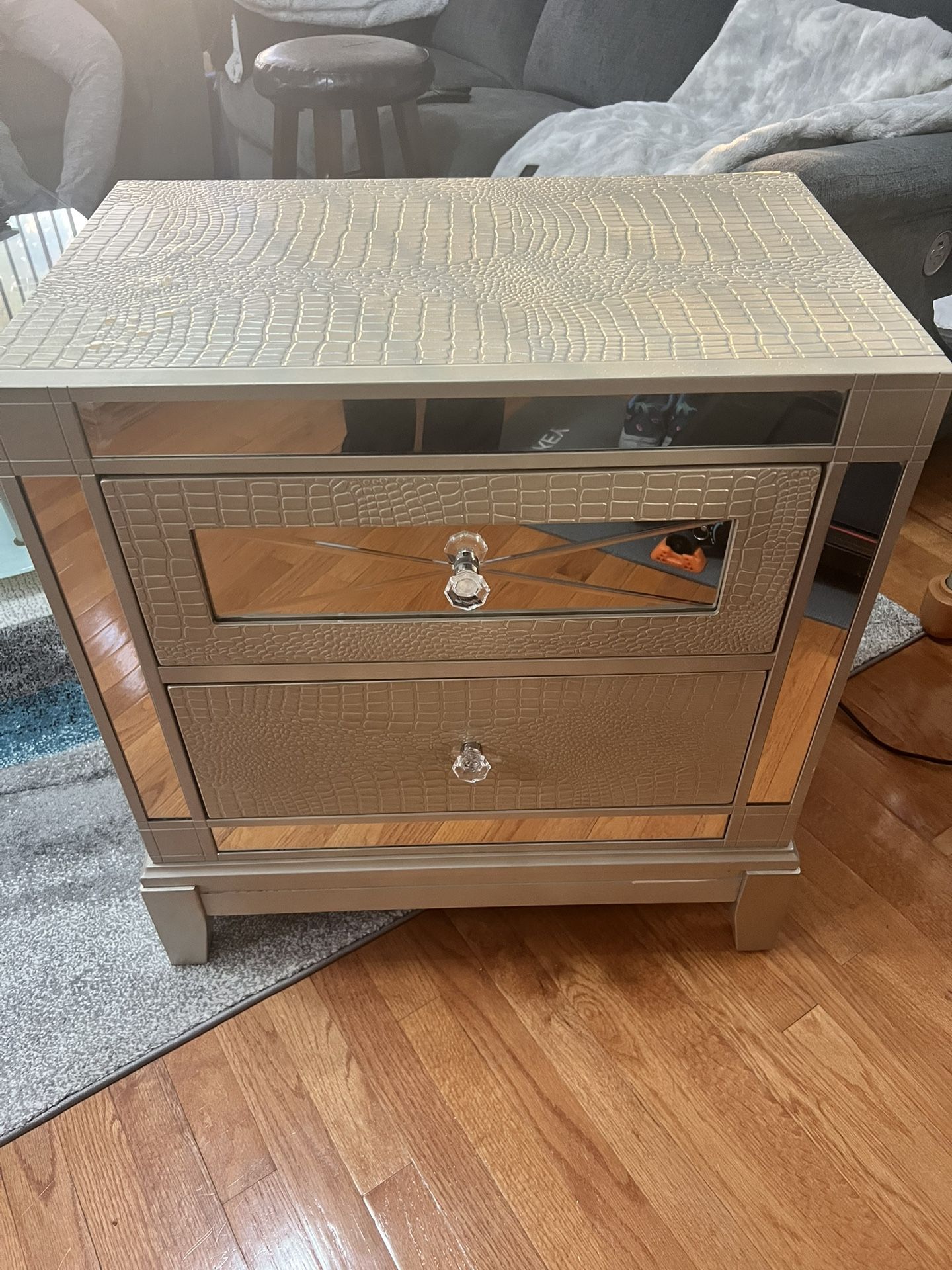 Glam Mirrored Nightstand – Embossed Croc, Champagne Silver, Crystal Knobs