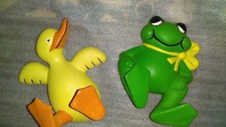 Ceramic towel holders