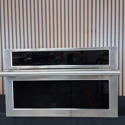 Monogram 30 Inch Single Steam Electric Wall Oven with 1.3 Cu. Ft. Total Capacity, Steam and Convection, Steam Clean, Convection (ZMB9032SNSS-D-176M)