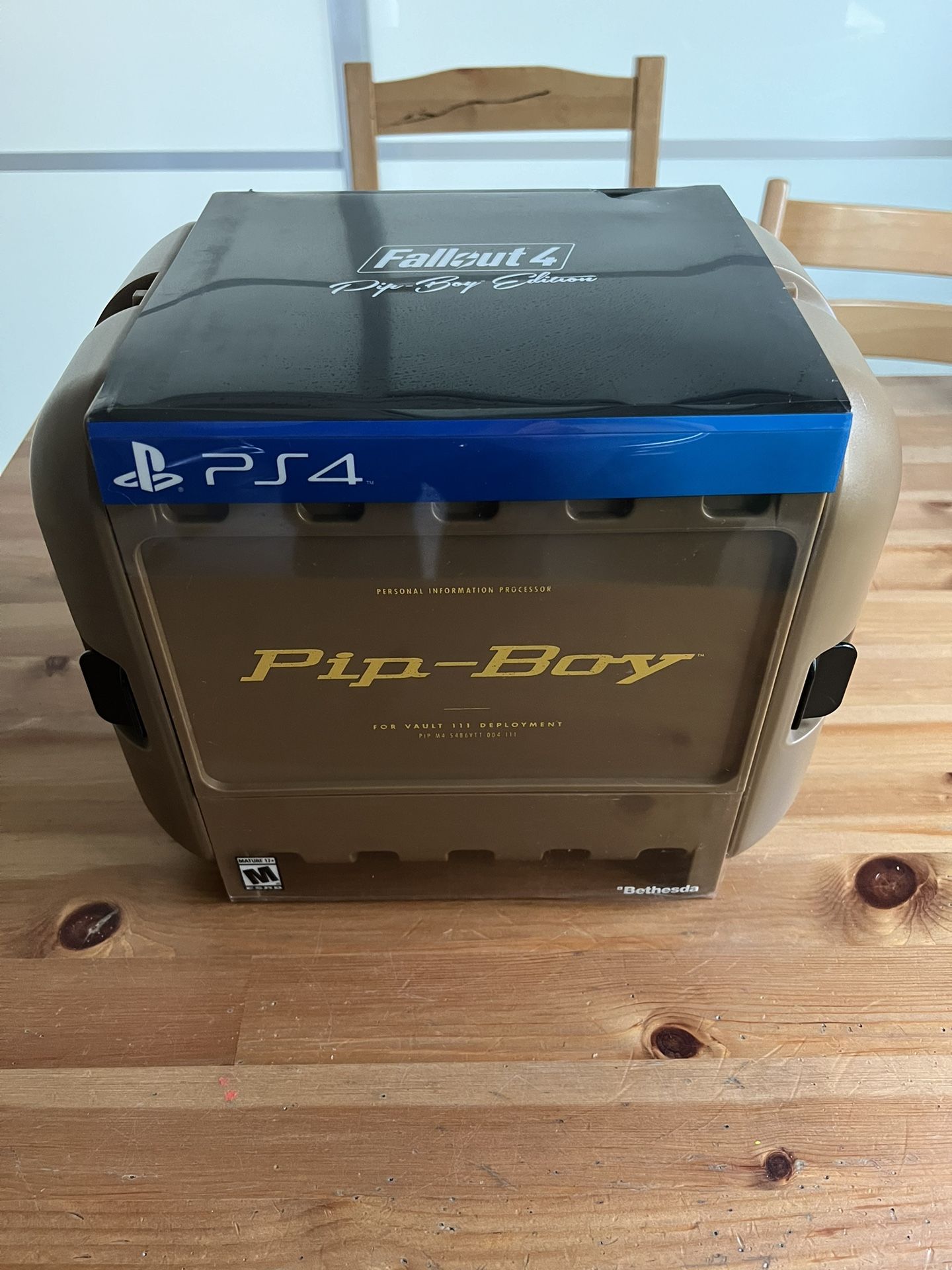 PS4 Fallout 4 Pip-Boy Edition Brand New. 