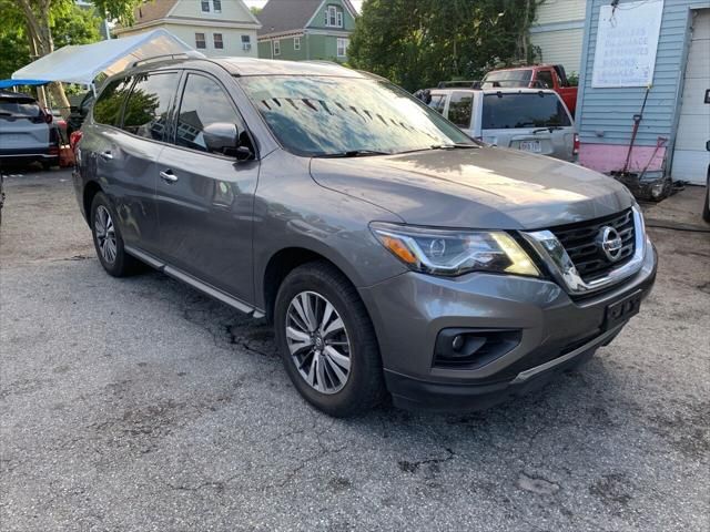 2017 Nissan Pathfinder