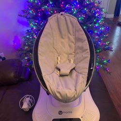 4moms MamaRoo Multi-Motion Bluetooth Baby Rocker