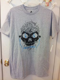 brand new still with tags audio council grey shirt with earbuds