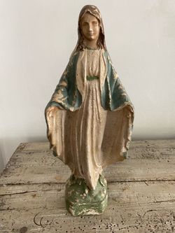 Virgin Mary Statue