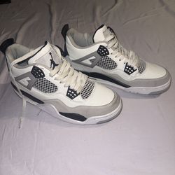 Jordan Retro 4