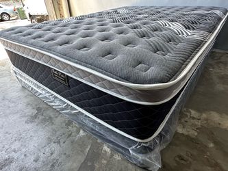12in queen size Oasis Thermal Pillow Top Mattresses