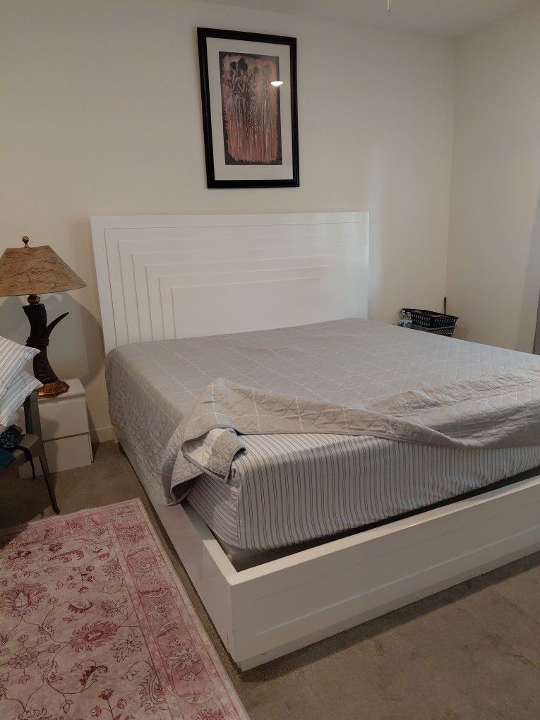 White Contemporary Bedroom Furniture